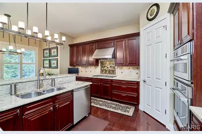 1970 Chesterfield Ridge Circle, Chesterfield, MO 63017 - Photo 27