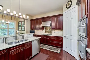 1970 Chesterfield Ridge Cir, Chesterfield, MO 63017 - Photo 27