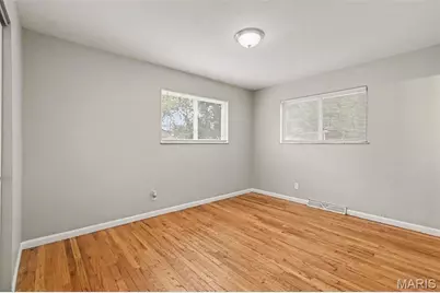 95 Sackett Drive, Florissant, MO 63033 - Photo 7