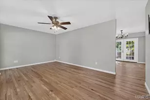 1008 N Duchesne Dr, Saint Charles, MO 63301 - Photo 11