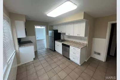 9010 Eden Avenue, Affton, MO 63123 - Photo 3