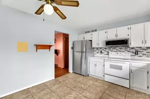 5 Oak Dr, Saint Peters, MO 63376 - Photo 5