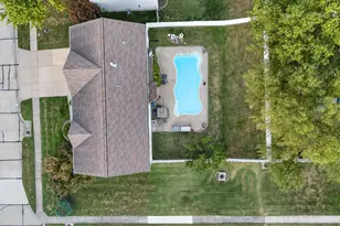 3552 Sutton Dr, Saint Charles, MO 63301 - Photo 3