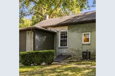 19710 Old Jamestown Road, Florissant, MO 63034 - Photo 35