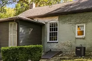 19710 Old Jamestown Rd, Florissant, MO 63034 - Photo 35
