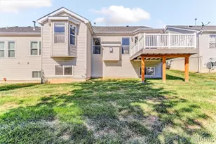 447 Angelique Pl, Saint Charles, MO 63303 - Photo 7