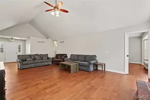 521 Sceptre Rd, Wentzville, MO 63385 - Photo 7