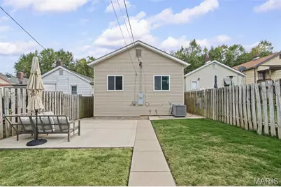 4725 Hummel Avenue, Saint Louis, MO 63116 - Photo 5