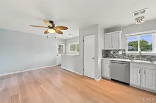 3011 Peal Dr, Mehlville, MO 63125 - Photo 9