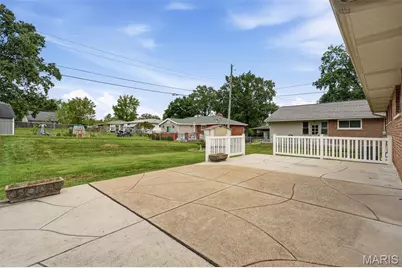 3011 Peal Drive, Mehlville, MO 63125 - Photo 33
