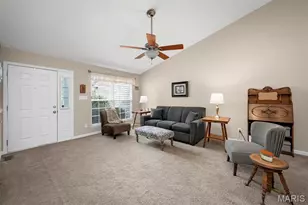 17 Belmonte Ct, Lake Saint Louis, MO 63368 - Photo 5
