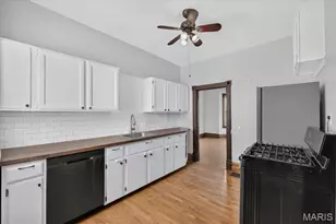 9500 W Milton Ave, Saint Louis, MO 63114 - Photo 5