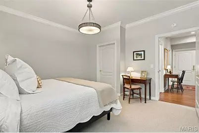 750 S Hanley Road #470, Clayton, MO 63105 - Photo 21