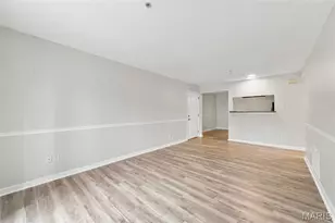 660 Materdie Ln, Florissant, MO 63031 - Photo 7