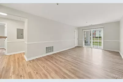 660 Materdie Lane #104, Florissant, MO 63031 - Photo 5