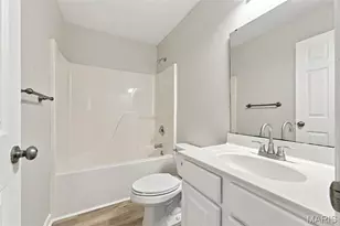 660 Materdie Ln, Florissant, MO 63031 - Photo 15