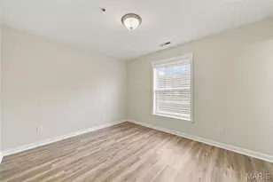 660 Materdie Ln, Florissant, MO 63031 - Photo 13