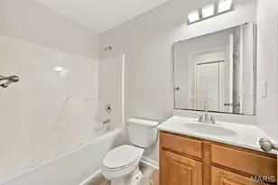 660 Materdie Ln, Florissant, MO 63031 - Photo 17