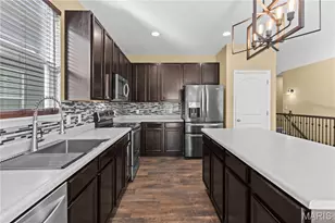 664 Wilmer Meadow Dr, Wentzville, MO 63385 - Photo 11