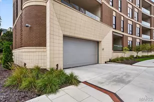 8250 Forsyth Blvd, Clayton, MO 63105 - Photo 41
