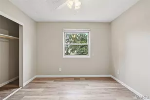 12053 La Padera, Florissant, MO 63033 - Photo 19