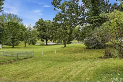 12053 La Padera, Florissant, MO 63033 - Photo 27