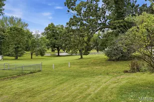 12053 La Padera, Florissant, MO 63033 - Photo 27
