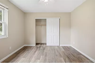 12053 La Padera, Florissant, MO 63033 - Photo 15