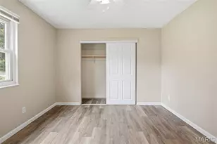 12053 La Padera, Florissant, MO 63033 - Photo 15
