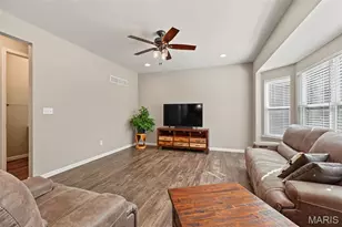 127 Cobble Rd, O'Fallon, MO 63366 - Photo 5