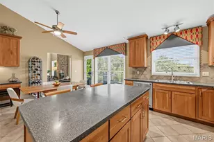 4964 Sunset Oaks Ln, Saint Louis, MO 63128 - Photo 25