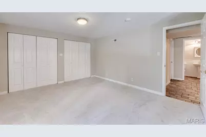 7421 Kenrick Pointe Drive, Shrewsbury, MO 63119 - Photo 37