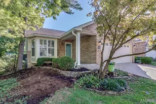 7421 Kenrick Pointe Dr, Shrewsbury, MO 63119 - Photo 1