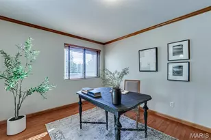 7421 Kenrick Pointe Dr, Shrewsbury, MO 63119 - Photo 15