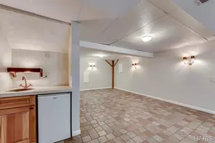 7421 Kenrick Pointe Dr, Shrewsbury, MO 63119 - Photo 31