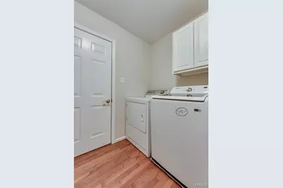 7421 Kenrick Pointe Drive, Shrewsbury, MO 63119 - Photo 27