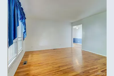 1512 Polaris Drive, Ballwin, MO 63011 - Photo 5