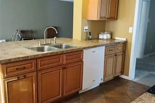 1032 N Florissant Rd, Ferguson, MO 63135 - Photo 7