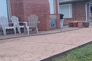 1032 N Florissant Rd, Ferguson, MO 63135 - Photo 29