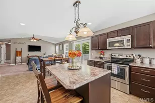 124 Prairie Bluffs Dr, Wentzville, MO 63385 - Photo 7