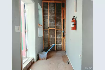 8411 Olive Boulevard, University City, MO 63132 - Photo 5