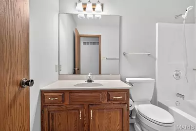 3001 Oakstowne Place, Saint Louis, MO 63129 - Photo 33