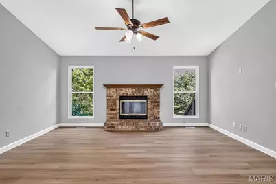 3001 Oakstowne Place, Saint Louis, MO 63129 - Photo 11