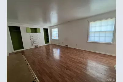 1939 Dyer Avenue, Overland, MO 63114 - Photo 3