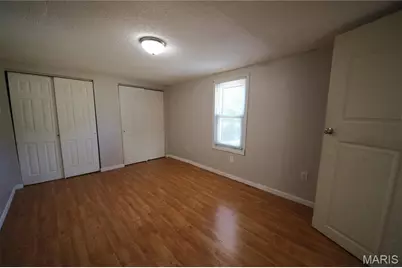 8916 Higginson Drive, Saint Louis, MO 63121 - Photo 13