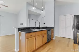 37 Kassebaum Ln, Saint Louis, MO 63129 - Photo 15