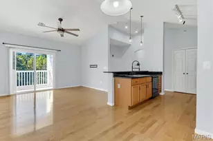 37 Kassebaum Ln, Saint Louis, MO 63129 - Photo 3
