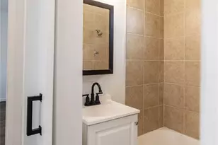 8400 Evans Ave, Cool Valley, MO 63121 - Photo 15