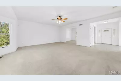 524 Hartford Valley Drive, Wentzville, MO 63385 - Photo 15