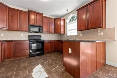 2221 Homefield Grove Drive, O'Fallon, MO 63366 - Photo 9